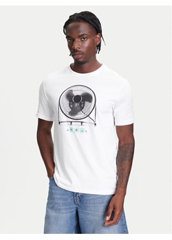 United Colors Of Benetton T-Shirt 3BL0U10AG Biały Relaxed Fit ze sklepu MODIVO w kategorii T-shirty męskie - zdjęcie 184045781