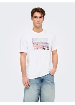 ONLY &amp; SONS Koszulka &quot;Max&quot; w kolorze białym ze sklepu Limango Polska w kategorii T-shirty męskie - zdjęcie 184047713
