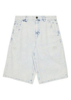 United Colors Of Benetton Szorty jeansowe 4AD7C9045 Niebieski Regular Fit ze sklepu MODIVO w kategorii Spodenki chłopięce - zdjęcie 184048931