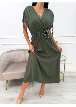Khaki Sukienka Midi ze Ściągaczem na Ramionach - id: 23068150 - marki Modnakiecka.pl - 184051393 Khaki Sukienka Midi ze Ściągaczem na Ramionach ze sklepu ModnaKiecka.pl w kategorii Sukienki - zdjęcie 184051393