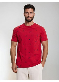 Sinsay - Koszulka z ozdobnym wzorem allover - czerwony ze sklepu Sinsay w kategorii T-shirty męskie - zdjęcie 184054530