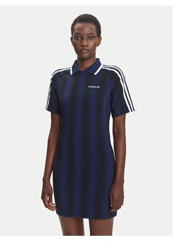 adidas Sukienka codzienna Football Inspired Graphic JW5143 Granatowy Regular Fit ze sklepu MODIVO w kategorii Sukienki - zdjęcie 184058151