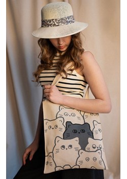 Torba damska shopper Kittnes w koty tr24181-1, Kolor ecru-wzór, Rozmiar uniwersalny, Art of Polo - id: 187523 - marki ART OF POLO - 184059541 Torba damska shopper Kittnes w koty tr24181-1, Kolor ecru-wzór, Rozmiar uniwersalny, Art of Polo ze sklepu Primodo w kategorii Torby letnie - zdjęcie 184059541