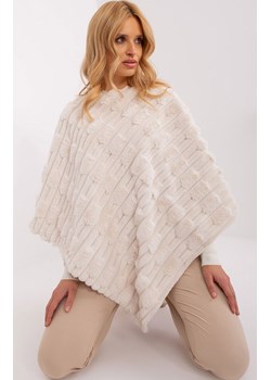 Poncho z eko futra ecru AT-PN-2347.88, Kolor ecru, Rozmiar uniwersalny, WOOL FASHION ITALIA ze sklepu Primodo w kategorii Poncza - zdjęcie 184068320