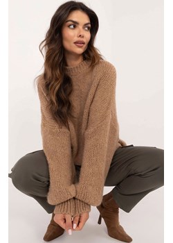 Sweter damski oversize camelowy TW-SW-BI-3565.69, Kolor camel, Rozmiar uniwersalny, OCH BELLA ze sklepu Primodo w kategorii Swetry damskie - zdjęcie 184069654