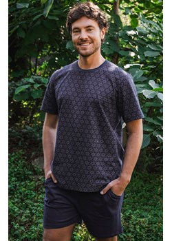 Piżama męska na krótki rękaw z krótką nogawką Ricardo, Kolor granatowy-wzór, Rozmiar M, Italian Fashion ze sklepu Primodo w kategorii Piżamy męskie - zdjęcie 184074994