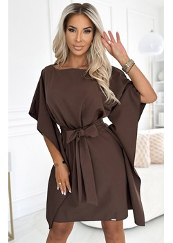 Sukienka motyl z wiązaniem w pasie czekoladowa 287-33 Sofia, Kolor czekoladowy, Rozmiar 2XL/3XL, Numoco ze sklepu Primodo w kategorii Sukienki - zdjęcie 184086514