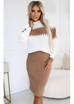 Sweterkowy dwuczęściowy cieplutki komplet 571-1, Kolor beżowy-ecru, Rozmiar one size, NUMOCO BASIC ze sklepu Primodo w kategorii Swetry damskie - zdjęcie 184087210