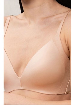 Triumph biustonosz usztywniany bez fiszbin Body Make-up Soft Touch P EX 10193526, Kolor beżowy, Rozmiar 75A, Triumph ze sklepu Primodo w kategorii Biustonosze - zdjęcie 184093550