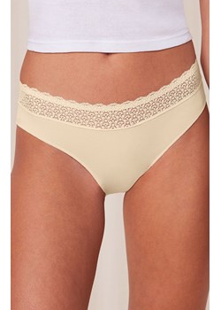 Triumph figi damskie typu Tai beżowe Feel of Modal 10214403, Kolor jasnobeżowy, Rozmiar XS, Triumph ze sklepu Primodo w kategorii Majtki damskie - zdjęcie 184093944
