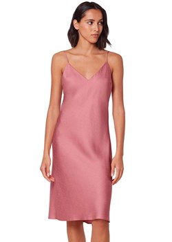Triumph koszula nocna na ramiączkach Silky Sensuality 10218278-7397, Kolor jasnoróżowy, Rozmiar 38, Triumph ze sklepu Primodo w kategorii Koszule nocne - zdjęcie 184094443