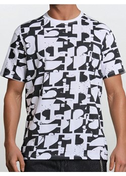 Sinsay - Koszulka ze wzorem allover - biały ze sklepu Sinsay w kategorii T-shirty męskie - zdjęcie 184100541