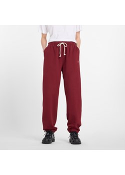 Spodnie damskie New Balance WP41513MHB – bordowe - id: 3215202 - marki New Balance - 184101452 Spodnie damskie New Balance WP41513MHB – bordowe ze sklepu New Balance Poland w kategorii Spodnie damskie - zdjęcie 184101452