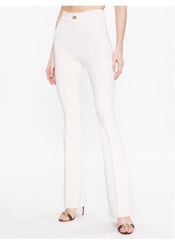 Elisabetta Franchi Spodnie materiałowe PA-054-31E2-V250 Écru Regular Fit ze sklepu MODIVO w kategorii Spodnie damskie - zdjęcie 184103390