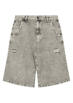 United Colors Of Benetton Szorty jeansowe 4AD7C9045 Szary Regular Fit ze sklepu MODIVO w kategorii Spodenki chłopięce - zdjęcie 184103480