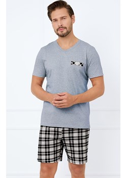 Piżama męska na krótki rękaw i krótkie spodnie szara Klark, Kolor szaro-czarno-biały, Rozmiar M, Italian Fashion ze sklepu Intymna w kategorii Piżamy męskie - zdjęcie 184128810