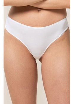 Triumph stringi typu brazyliany białe 2-pack Lovely Micro 10218673, Kolor biały, Rozmiar M, Triumph ze sklepu Intymna w kategorii Majtki damskie - zdjęcie 184150861
