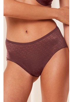 Triumph figi czekoladowe Signature Sheer Maxi EX 10215936, Kolor czekoladowy, Rozmiar 38, Triumph ze sklepu Intymna w kategorii Majtki damskie - zdjęcie 184151773