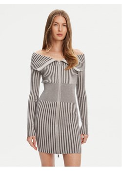 Guess Sukienka dzianinowa W5YK28 Z30I2 Szary Slim Fit ze sklepu MODIVO w kategorii Sukienki - zdjęcie 184155441