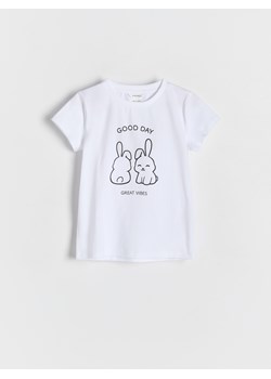 Reserved - T-shirt z nadrukiem - złamana biel ze sklepu Reserved w kategorii Bluzki dziewczęce - zdjęcie 184157411