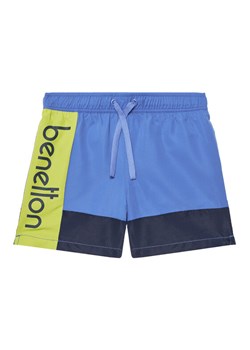 United Colors Of Benetton Szorty kąpielowe 5JD00X00S Niebieski Regular Fit ze sklepu MODIVO w kategorii Spodenki chłopięce - zdjęcie 184158570