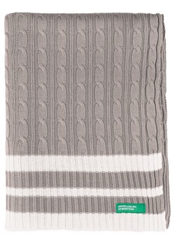 Benetton Pled w kolorze beżowym ze sklepu Limango Polska w kategorii Tekstylia - zdjęcie 184161351