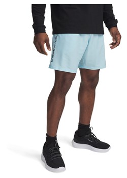 Under Armour Szorty funkcyjne w kolorze błękitnym ze sklepu Limango Polska w kategorii Spodenki męskie - zdjęcie 184161621