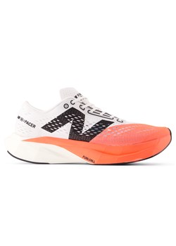 Buty męskie New Balance FuelCell SuperComp Pacer v2 MFCRRCU2 – pomarańczowe ze sklepu New Balance Poland w kategorii Buty sportowe męskie - zdjęcie 184161873