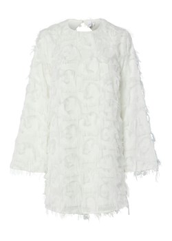 YAS Sukienka koktajlowa 26038226 Biały Loose Fit ze sklepu MODIVO w kategorii Sukienki - zdjęcie 184165014