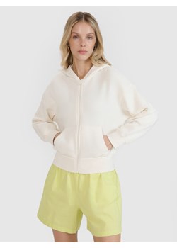Damska bluza dresowa rozpinana z kapturem 4F 4FRSS25TSWSF2195 - biała ze sklepu Sportstylestory.com w kategorii Bluzy damskie - zdjęcie 184169393