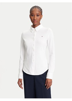 Tommy Hilfiger Koszula 1985 WW0WW43528 Écru Slim Fit ze sklepu MODIVO w kategorii Koszule damskie - zdjęcie 184169703