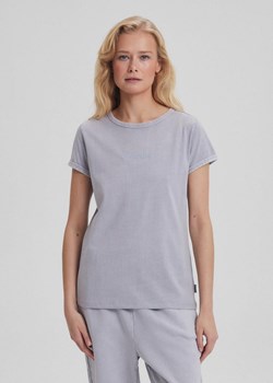 Klasyczny t-shirt damski z aplikacją ze sklepu Diverse w kategorii Bluzki damskie - zdjęcie 184170493