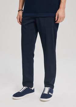 Spodnie typu jogger w kratkę ze sklepu Diverse w kategorii Spodnie męskie - zdjęcie 184170740