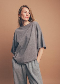 Luźna koszulka damska ze sklepu Diverse w kategorii Bluzki damskie - zdjęcie 184173040