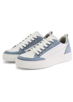 TRAVELIN&apos; Skórzane sneakersy &quot;Caris&quot; w kolorze biało-niebieskim ze sklepu Limango Polska w kategorii Trampki damskie - zdjęcie 184198914