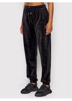 Juicy Couture Spodnie dresowe JCWB121093 Czarny Regular Fit ze sklepu MODIVO w kategorii Spodnie damskie - zdjęcie 184204993