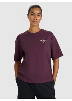 Damski t-shirt oversize z nadrukiem 4F 4FRSS25TTSHF2977 - fioletowy ze sklepu Sportstylestory.com w kategorii Bluzki damskie - zdjęcie 184208144