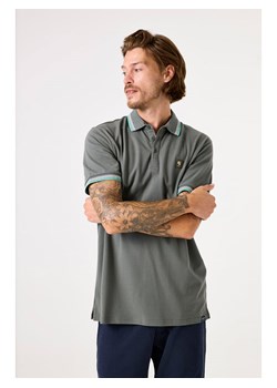 Garcia Koszulka polo w kolorze khaki ze sklepu Limango Polska w kategorii T-shirty męskie - zdjęcie 184209753