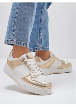 Royalfashion Sportowe sneakersy damskie na grubszej podeszwie Golden Hour ze sklepu royalfashion.pl w kategorii Buty sportowe damskie - zdjęcie 184219494