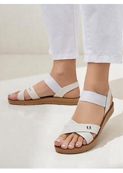 Royalfashion Damskie sandały z gumką Zerefis ze sklepu royalfashion.pl w kategorii Sandały damskie - zdjęcie 184219683