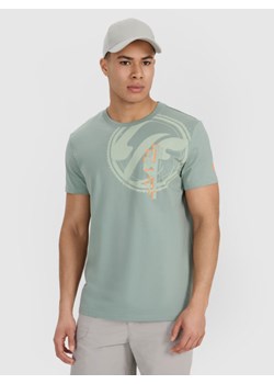 Męski t-shirt z nadrukiem 4F 4FRSS25TTSHM3002 - khaki ze sklepu Sportstylestory.com w kategorii T-shirty męskie - zdjęcie 184221364