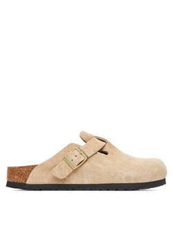 Klapki Birkenstock Boston 1030883 Beżowy ze sklepu eobuwie.pl w kategorii Klapki damskie - zdjęcie 184221703