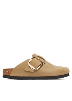 Klapki Birkenstock Boston Big Buckle Hex 1030425 Brązowy ze sklepu eobuwie.pl w kategorii Klapki damskie - zdjęcie 184221830