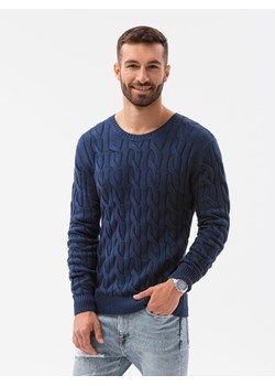 Sweter męski z warkoczowym splotem - ciemnoniebieski V2 E195 ze sklepu ombre w kategorii Swetry męskie - zdjęcie 184223372