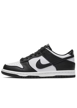 Buty młodzieżowe Nike Dunk Low CW1590-100 - biało-czarne ze sklepu streetstyle24.pl w kategorii Buty sportowe damskie - zdjęcie 184226522