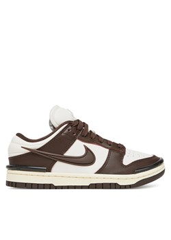 Sneakersy Nike Dunk Low Twist DZ2794 003 Biały ze sklepu eobuwie.pl w kategorii Buty sportowe damskie - zdjęcie 184227212