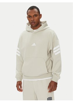 adidas Bluza Future Icons 3-Stripes JW7099 Beżowy Regular Fit ze sklepu MODIVO w kategorii Bluzy męskie - zdjęcie 184231764