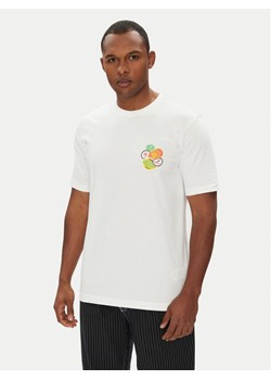 adidas T-Shirt Trefoil Series JW2975 Biały Loose Fit ze sklepu MODIVO w kategorii T-shirty męskie - zdjęcie 184231804