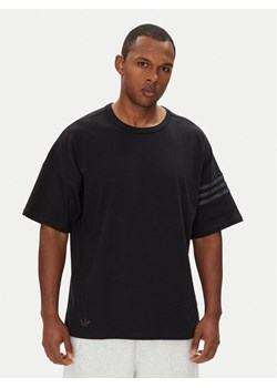 adidas T-Shirt Neuclassics HZ3700 Czarny Oversize ze sklepu MODIVO w kategorii T-shirty męskie - zdjęcie 184231851