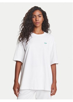 adidas T-Shirt Retro Tennis Boyfriend JW0226 Biały Oversize ze sklepu MODIVO w kategorii Bluzki damskie - zdjęcie 184231944